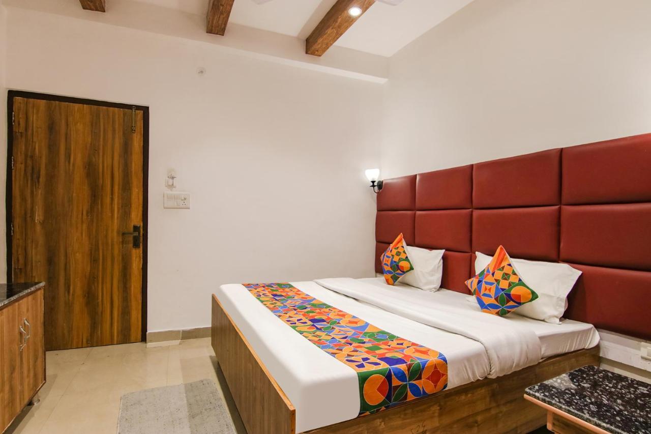 Fabhotel Grover 康格拉 外观 照片
