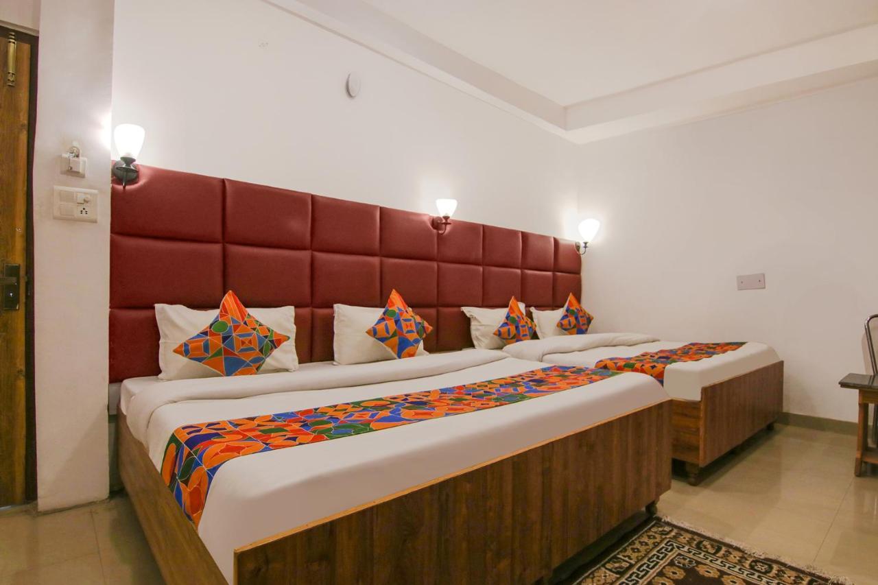 Fabhotel Grover 康格拉 外观 照片
