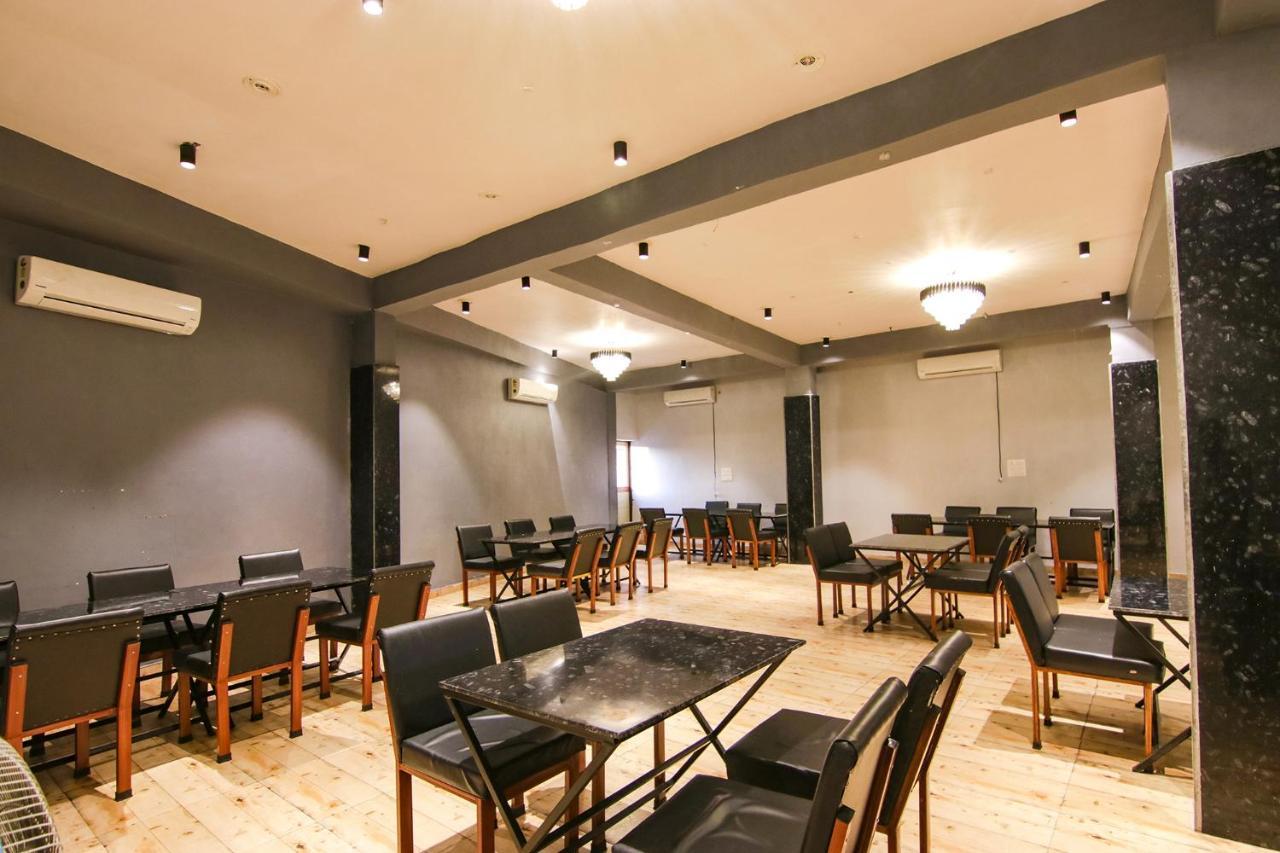 Fabhotel Grover 康格拉 外观 照片